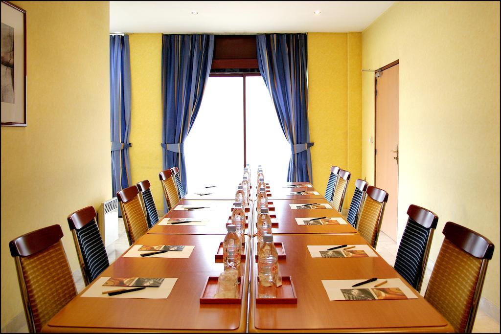 Hotel Le 209 Bercy Parijs